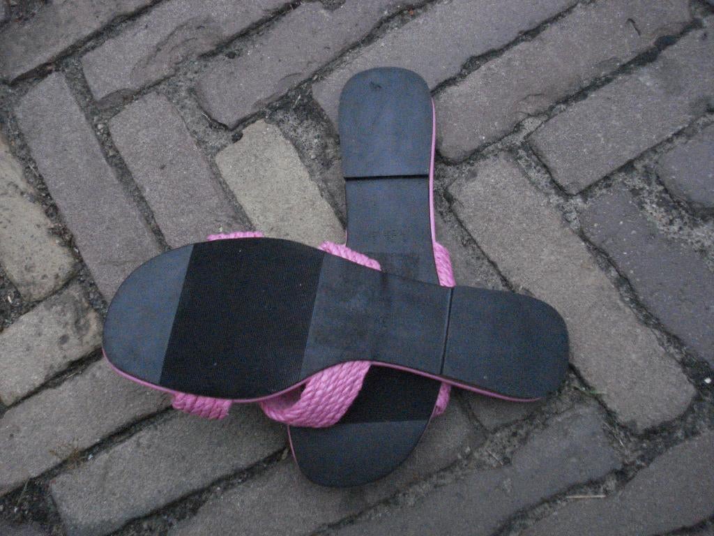 SLIPPERS ROZE BOHO NIEUW MT 39 NU GRATIS VERZENDING PER POST, Slippers, Verzenden, Nieuw, Roze