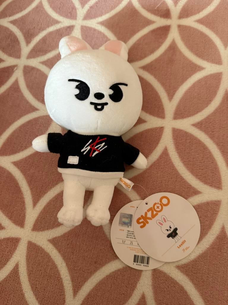 Stray Kids SKZOO Leebit original plush, Kinderen en Baby's, Speelgoed | Knuffels en Pluche, Ophalen of Verzenden, Nieuw, Overige typen