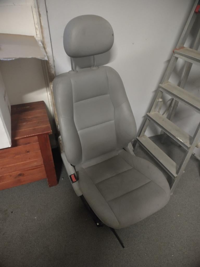 Autostoel stoel mercedes c200 w203 met stoelverwarming, Ophalen of Verzenden, Gebruikt, Universele onderdelen
