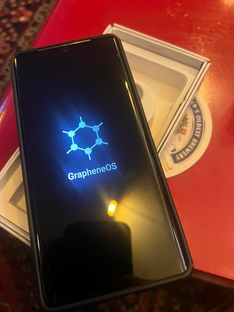 Pixel 7 pro grapheneOS A grade, Ophalen of Verzenden, Zo goed als nieuw