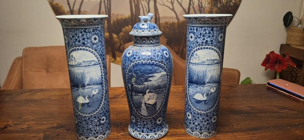 3 regout maastricht vazen(kaststel), Ophalen