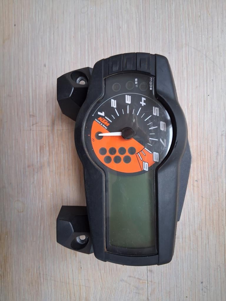Ktm speedometer 1800km 990 Duke Supermoto ktm duke 990, Ophalen of Verzenden, Nieuw