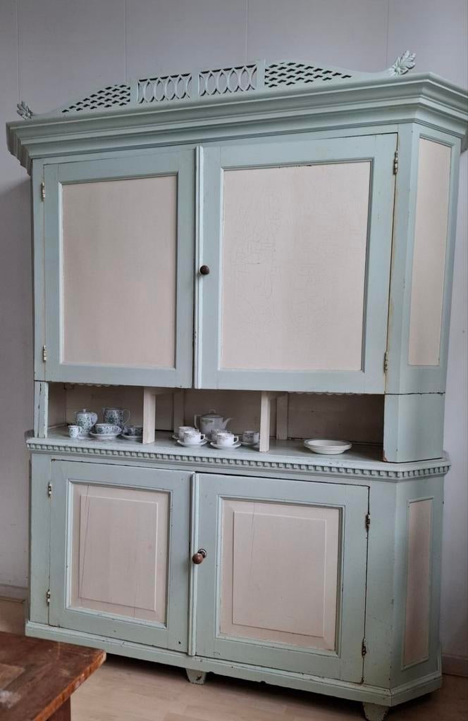 Grote brocante vintage servieskast, landelijke grenen kast, Ophalen