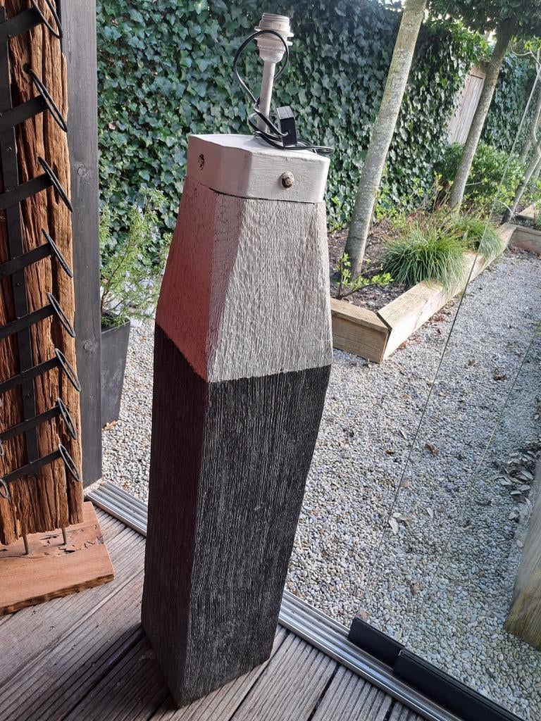 Prachtige zware meerpaal lamp van massief hout, Huis en Inrichting, Ophalen, Hout