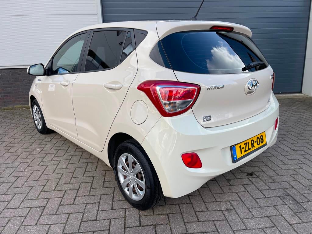 Hyundai I10 1.0i Go!/Climate-c/Apple CarPlay/Bluetooth/Navi/, Voorwielaandrijving, Euro 5, Gebruikt, 31 €/maand