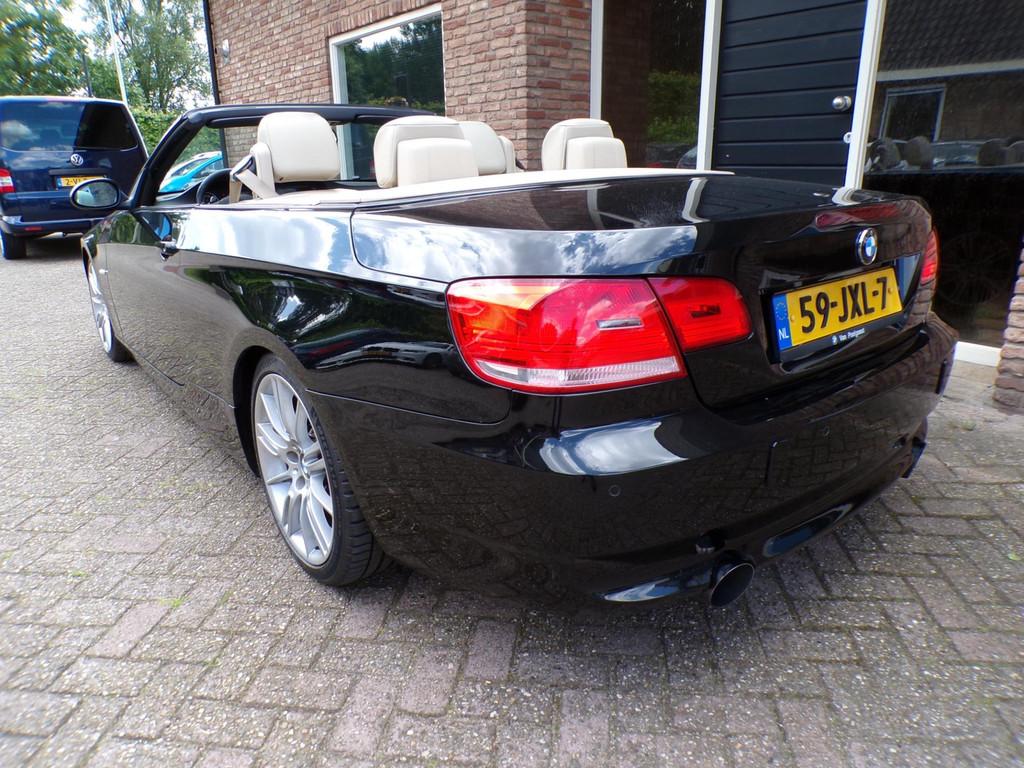 BMW 3-serie Cabrio 335i Automaat / Leder / Navi / Clima / De, Auto's, BMW, Automaat, Achterwielaandrijving, Gebruikt, Beige