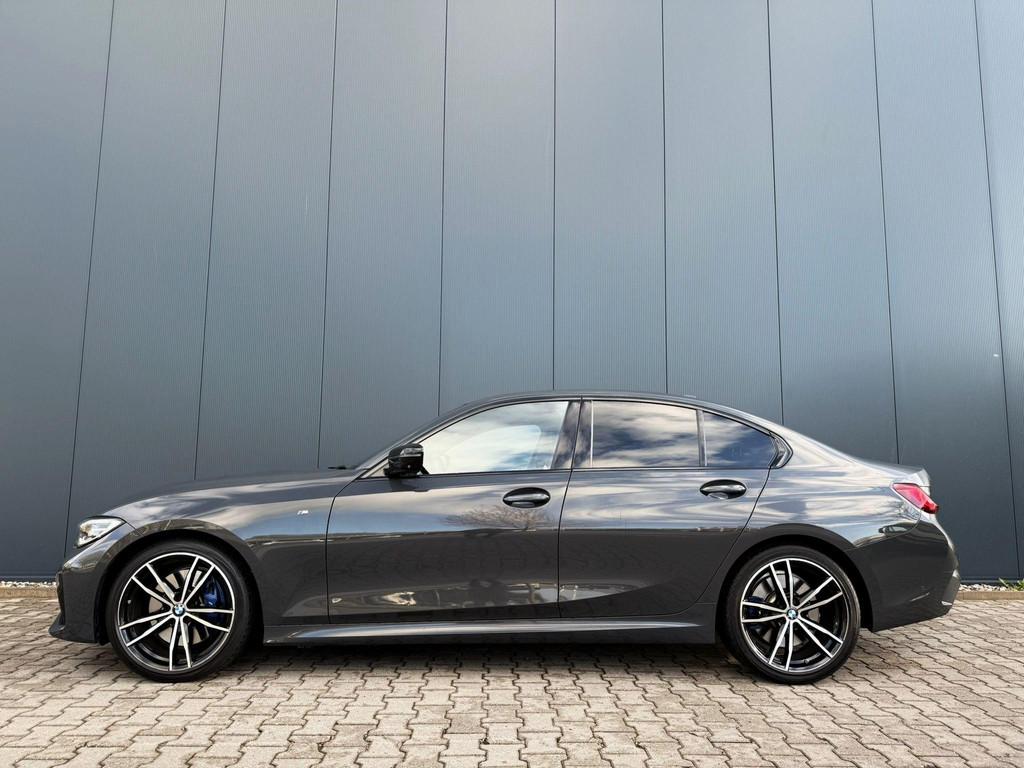 BMW 3-serie 320i M-sport / H&K / HUD / 360 camera, Auto's, Automaat, 1998 cc, Achterwielaandrijving, Gebruikt