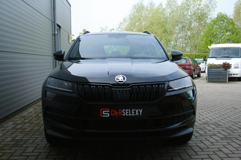 Skoda KAROQ 1.5 TSI ACT Sportline Business/DSG/LED, Stof, 1498 cc, 4 cilinders, Zwart