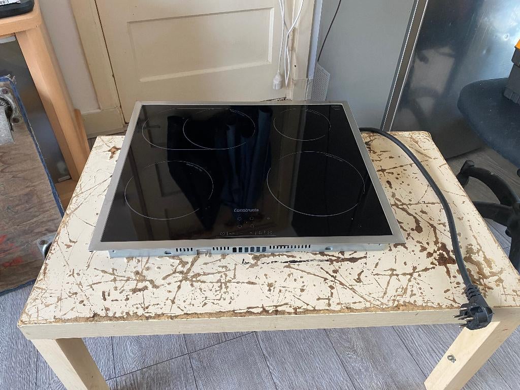 Constructa inbouw inductie kookplaat met perilex stekker ..., Witgoed en Apparatuur, Kookplaten, Ophalen, 4 kookzones, Zo goed als nieuw