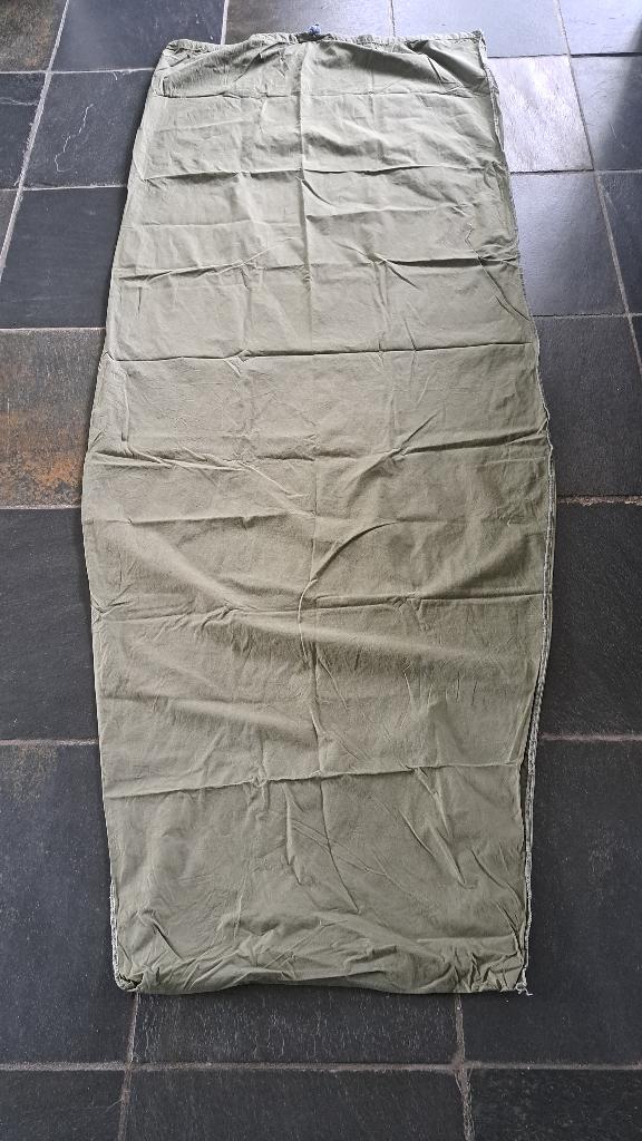 2 legergroene lakenzakken, maat 80 cm x 2 m., Ophalen of Verzenden, Zo goed als nieuw