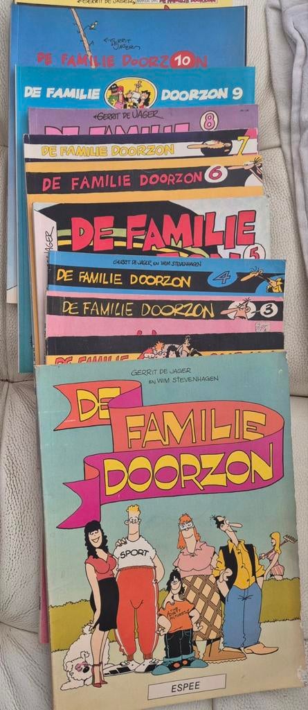 Strips: 3 Haagse Harry, 10 Fam. Doorzon,, Boeken, Meerdere stripboeken, Ophalen, Gelezen