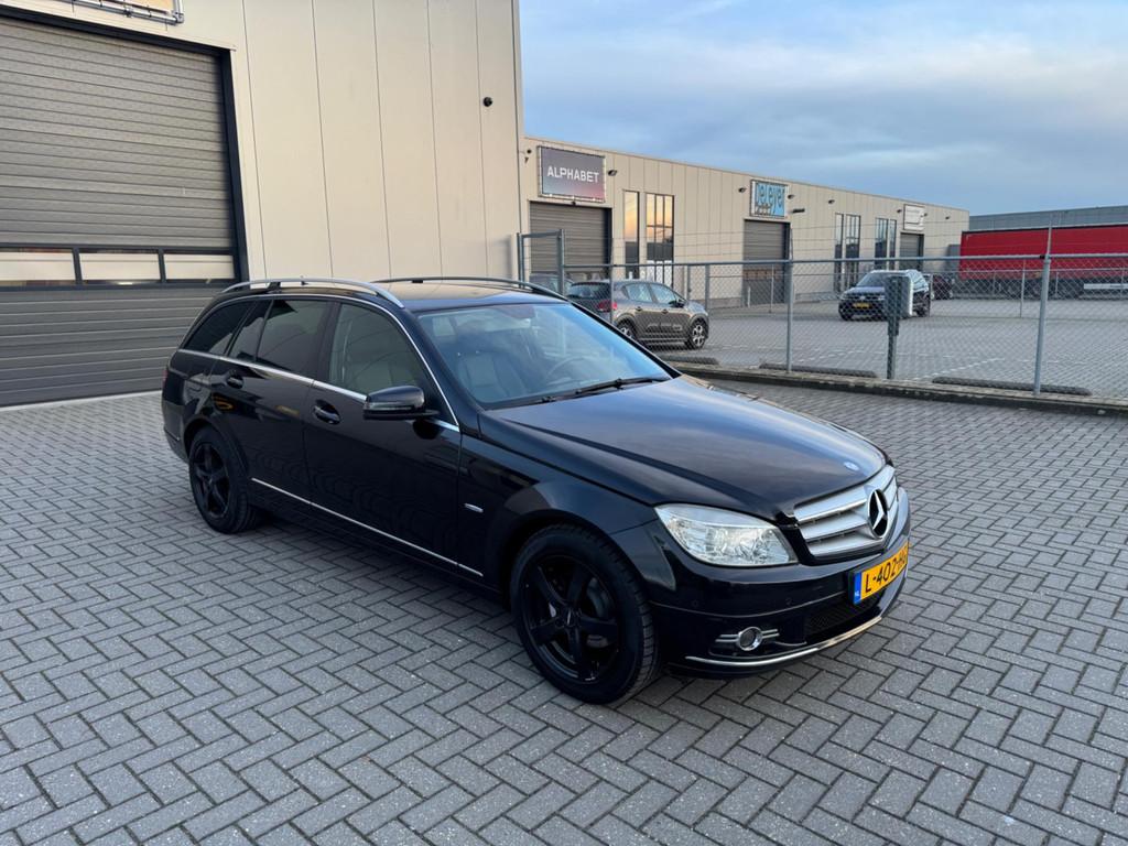 Mercedes-Benz C-klasse Estate 180 CGI BlueEFFICIENCY Busines, Automaat, Achterwielaandrijving, Zwart, 14 km/l