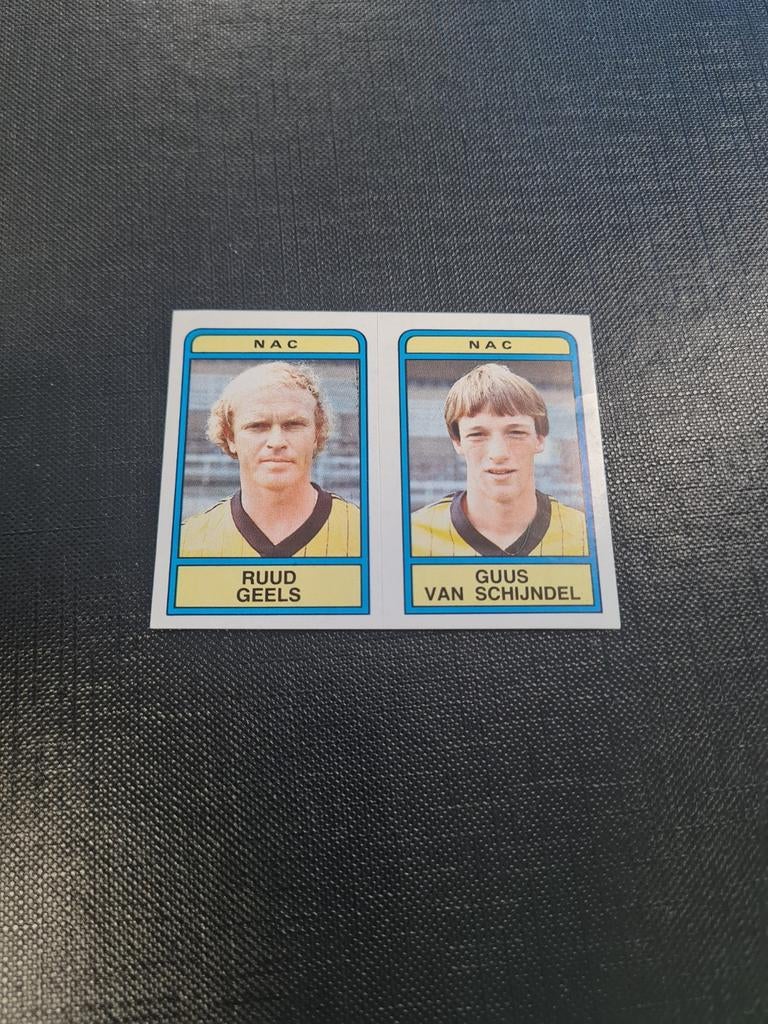 Panini Voetbal 84 NAC Ruud Geels en Guus van Schijndel, Verzamelen, Ophalen of Verzenden