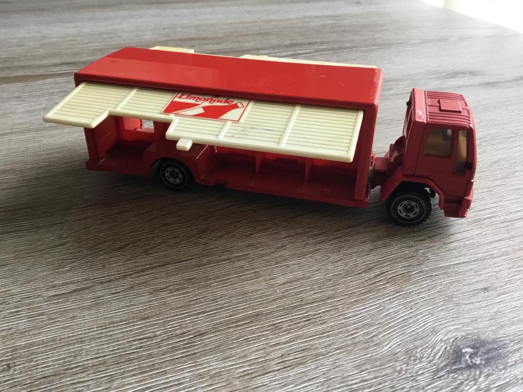 Siku vrachtwagen Limonade Zeldzaam!!!!!, Hobby en Vrije tijd, Ophalen of Verzenden, Zo goed als nieuw, Bus of Vrachtwagen
