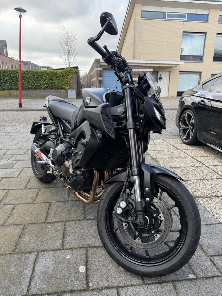 Yamaha MT-09 ABS Black met Akrapovic + Quickshifter, Motoren, Sportuitlaat, Motorrijbewijs A, Naked bike, 900 cc