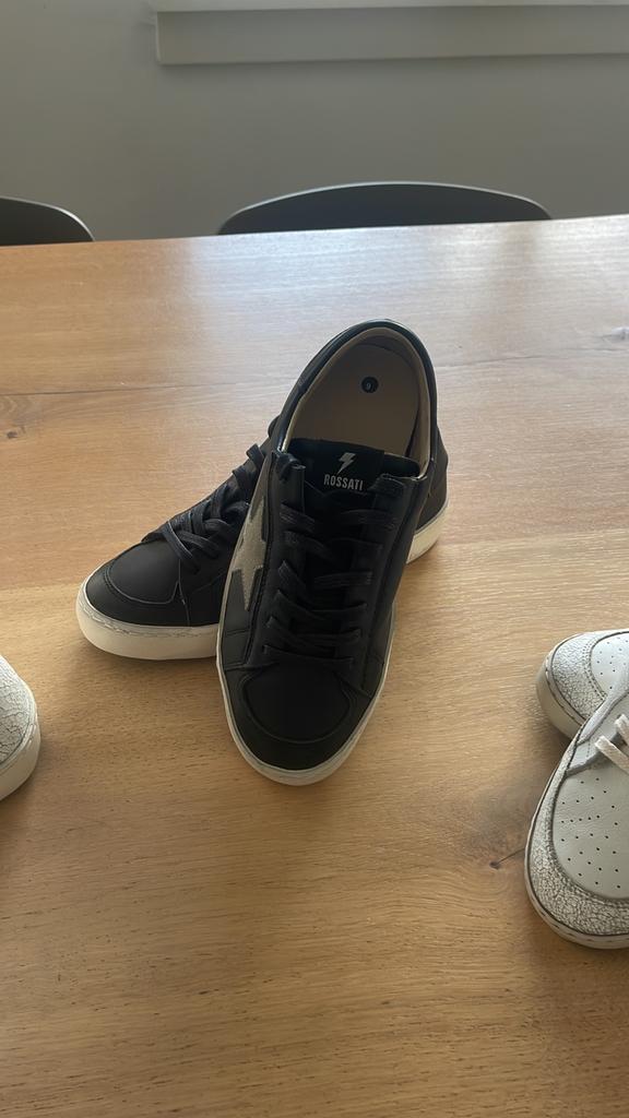 Partij sneakers  – nieuw / meerdere modellen –  25+ stuks, Wit, Nieuw, Ophalen of Verzenden, Sneakers of Gympen