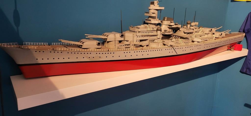Te koop: Model van slagschip, Hobby en Vrije tijd, Modelbouw | Boten en Schepen, Ophalen of Verzenden