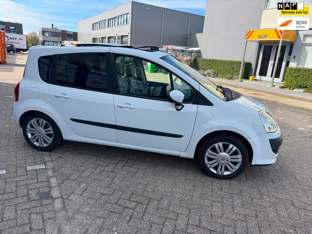 Renault Grand Modus 1.2 TCE Dynamique ((( nieuwe koppakking, Auto's, Renault, Voorwielaandrijving, 101 pk, Gebruikt, 4 cilinders