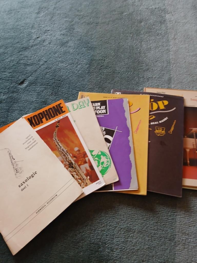 Saxofoon lesboeken en bladmuziek - Diverse titels, Gebruikt, Overige genres, Ophalen of Verzenden, Saxofoon