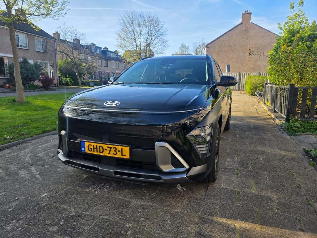 Hyundai Kona 1.6 GDI HEV 141pk DCT 2024 Zwart, Stof, Zwart, Zwart, Origineel Nederlands