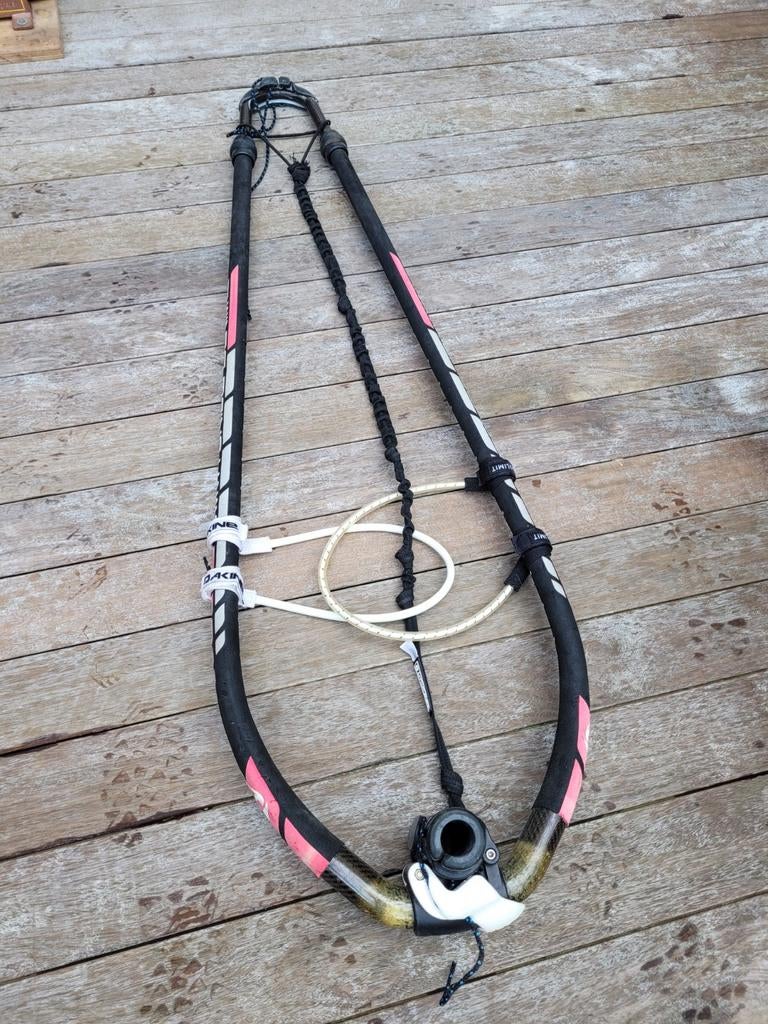 Carbon giek 140-190 windsurfing Hawaii, Watersport en Boten, Windsurfen, Ophalen, Gebruikt, Giek, Minder dan 5 m²