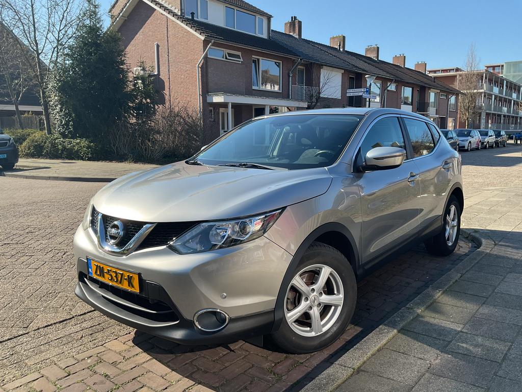 Nissan Qashqai 1.2 Dig-t 85KW 2WD 2015 Grijs 2de eigenaar, Voorwielaandrijving, Stof, Zwart, 4 cilinders