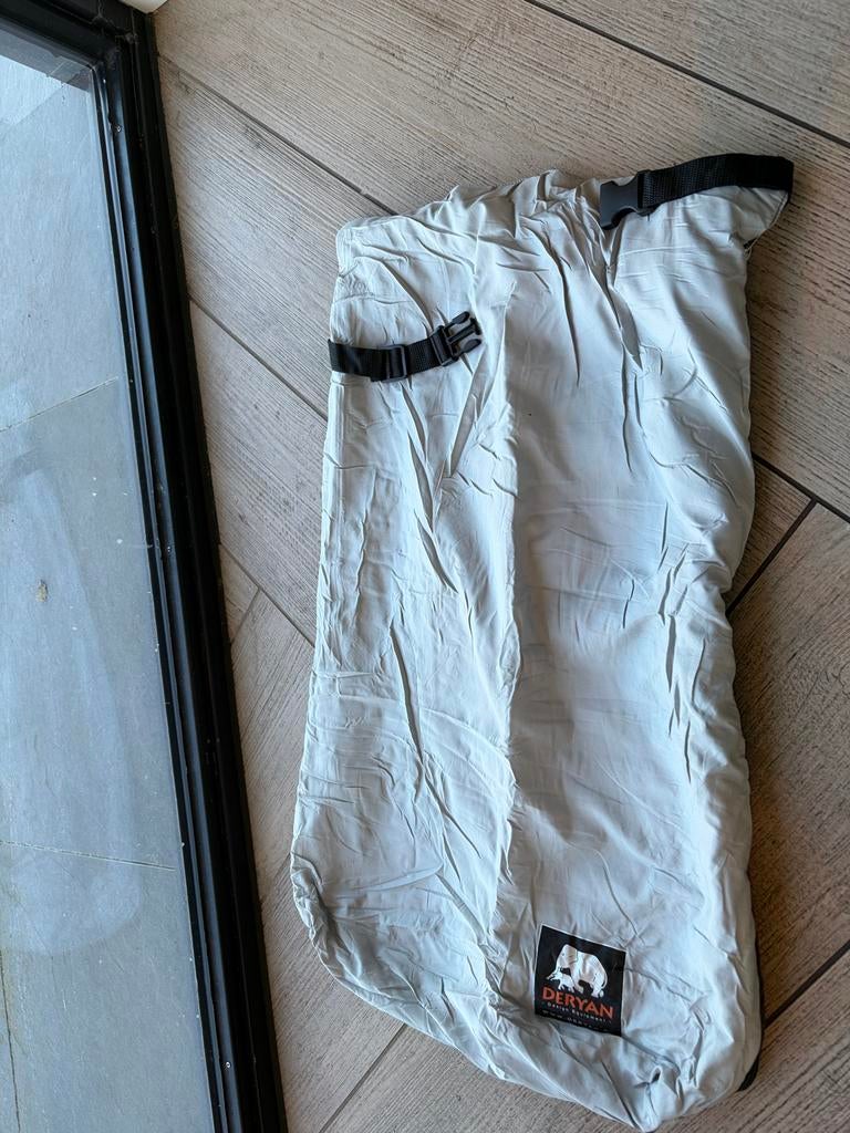 Deryan Airtraveller Slaapzak/ stoel - Ideaal voor Reizen, Ophalen of Verzenden, Gebruikt, Overige typen