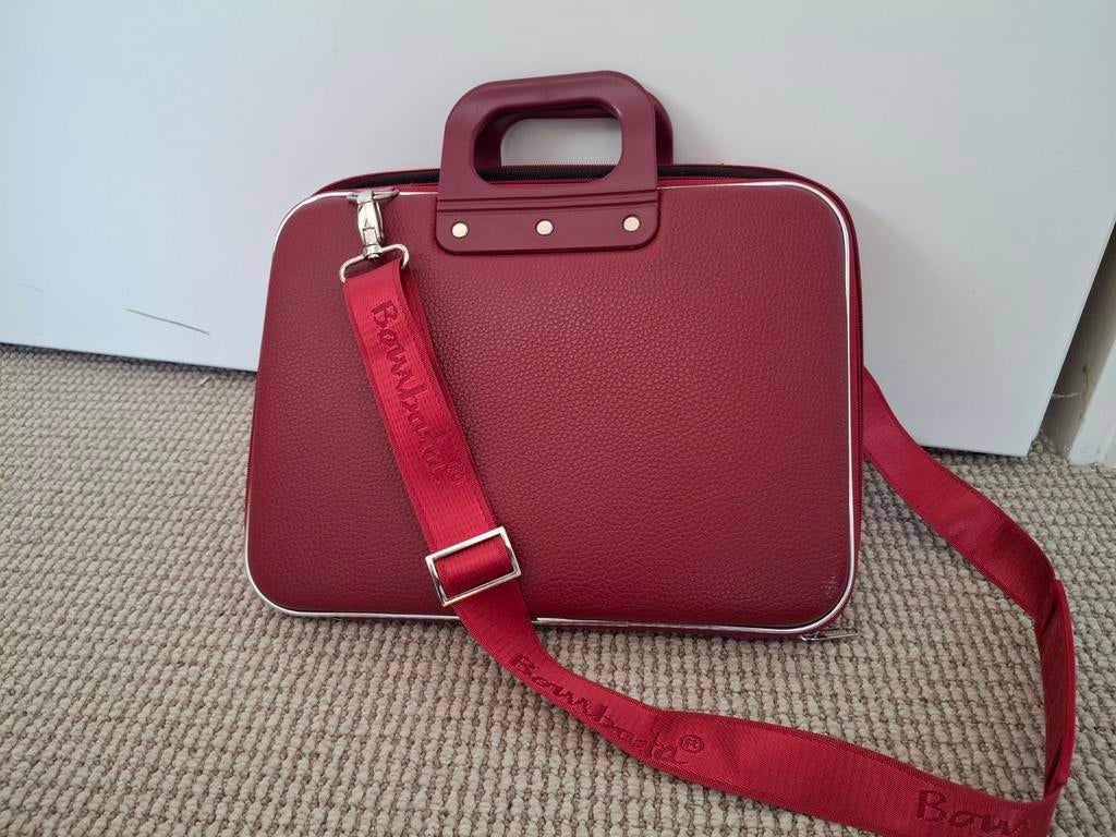 Bombata laptoptas 13 inch, Computers en Software, Laptoptassen, Zo goed als nieuw, Aktetas, 13 inch, Ophalen of Verzenden