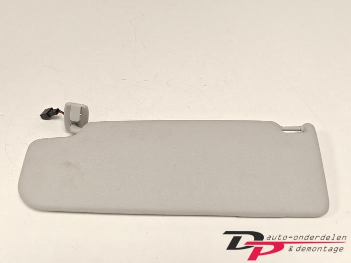 Zonneklep van een Volkswagen Golf, Gebruikt, -, Volkswagen, -