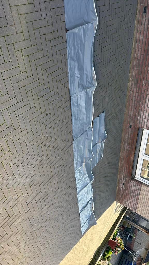 Tochtstrook caravan, Ophalen