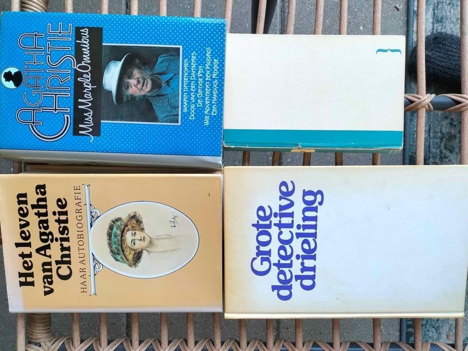 Agatha Christie detective boeken +/- 80 stuks ., Ophalen, Gelezen