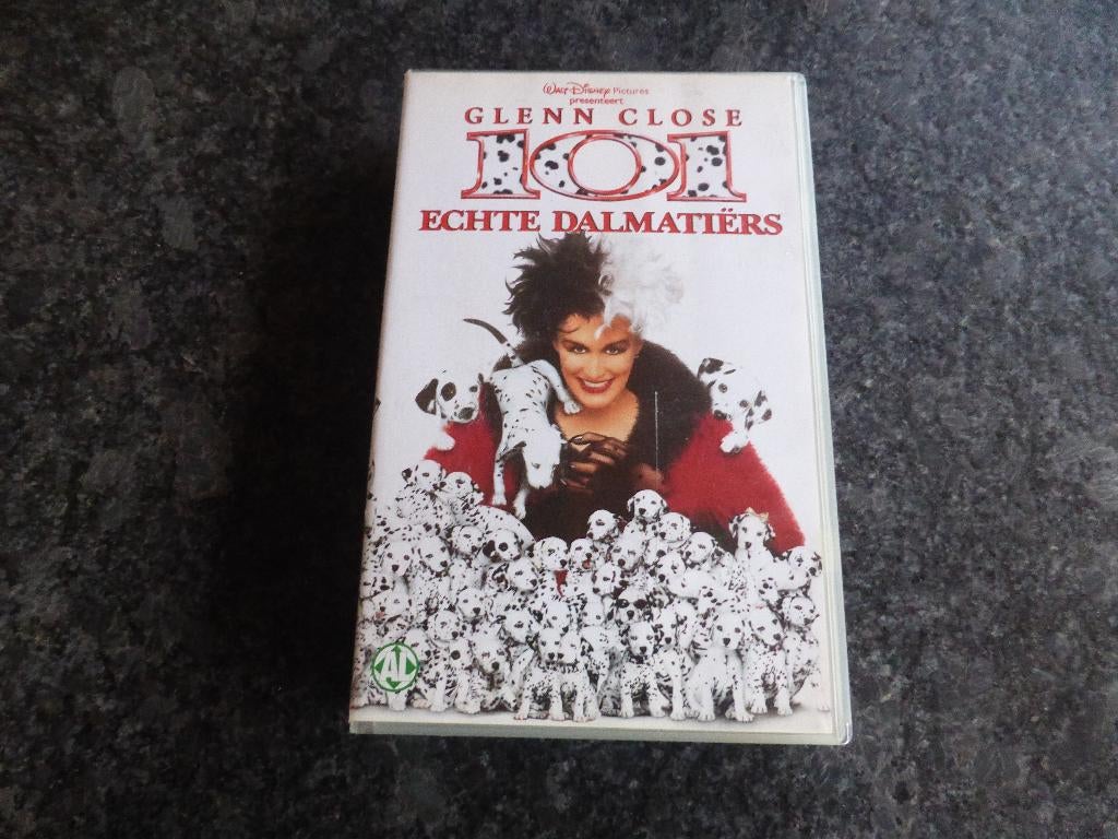 videoband 101 echte dalmatiërs, Tekenfilm, Alle leeftijden, Ophalen of Verzenden, Zo goed als nieuw
