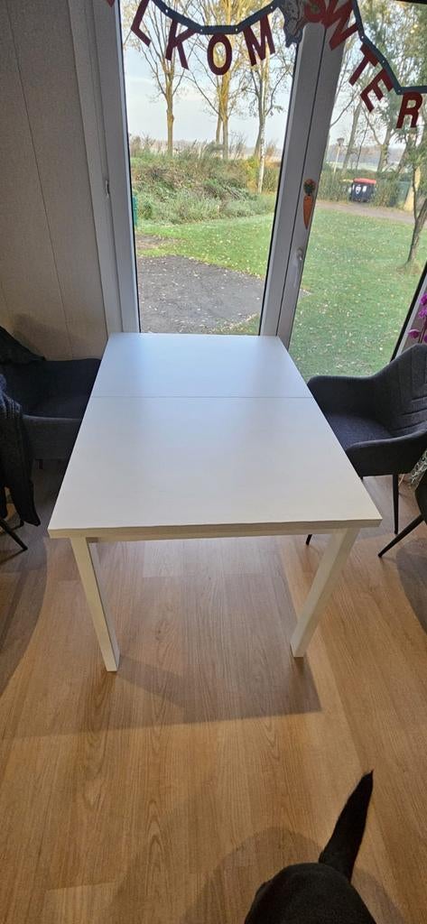 NIEUWE uitschuifbare eettafel met 4 antraciet stoelen, Ophalen, Overige materialen, 100 tot 150 cm, Nieuw