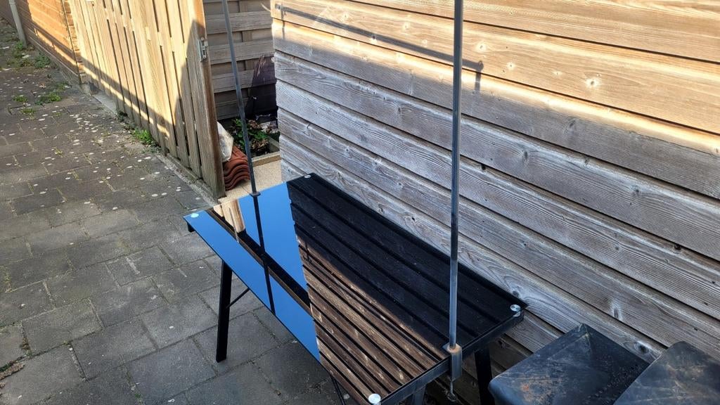 Zwart glas / bijzettafel, Tuin en Terras, Tuintafels, Gebruikt, Rechthoekig, Metaal, Ophalen of Verzenden