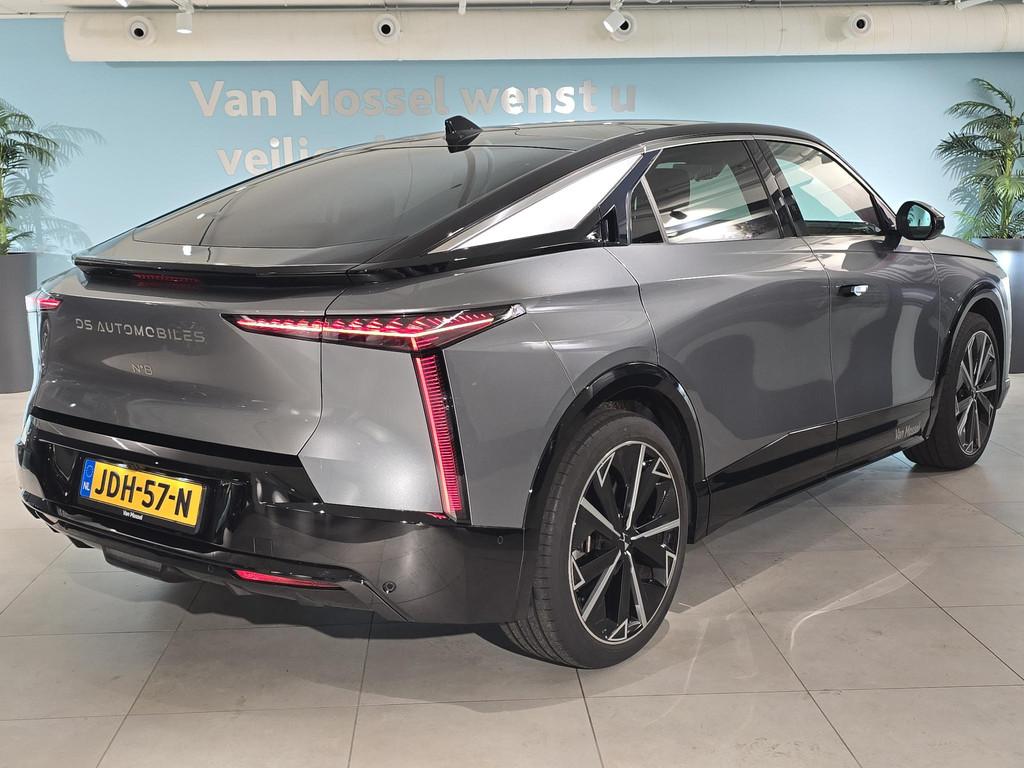 DS No 8 Long Range Étoile Absolute Comfort Tech 97 kWh | Le, Auto's, DS, 12 maanden, Stof, SUV of Terreinwagen, Zilver of Grijs