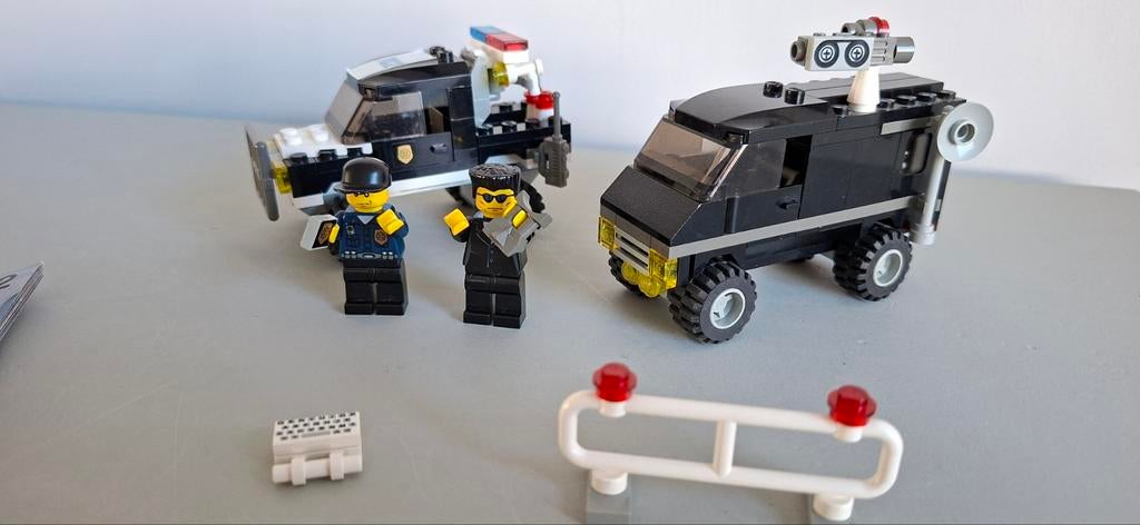 Lego World City set 7032 politie 4wd and undercover van, Ophalen of Verzenden, Gebruikt, Complete set, Lego