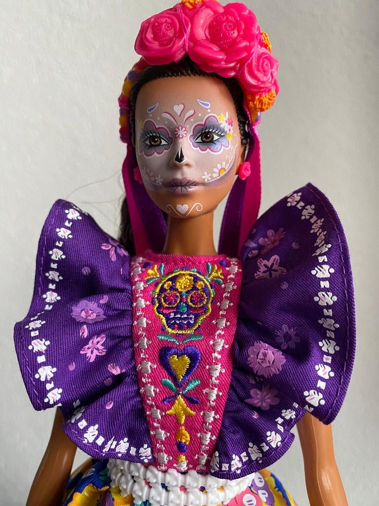 Barbie Dia De Muertos 2022 Mattel, Ophalen of Verzenden, Zo goed als nieuw, Pop