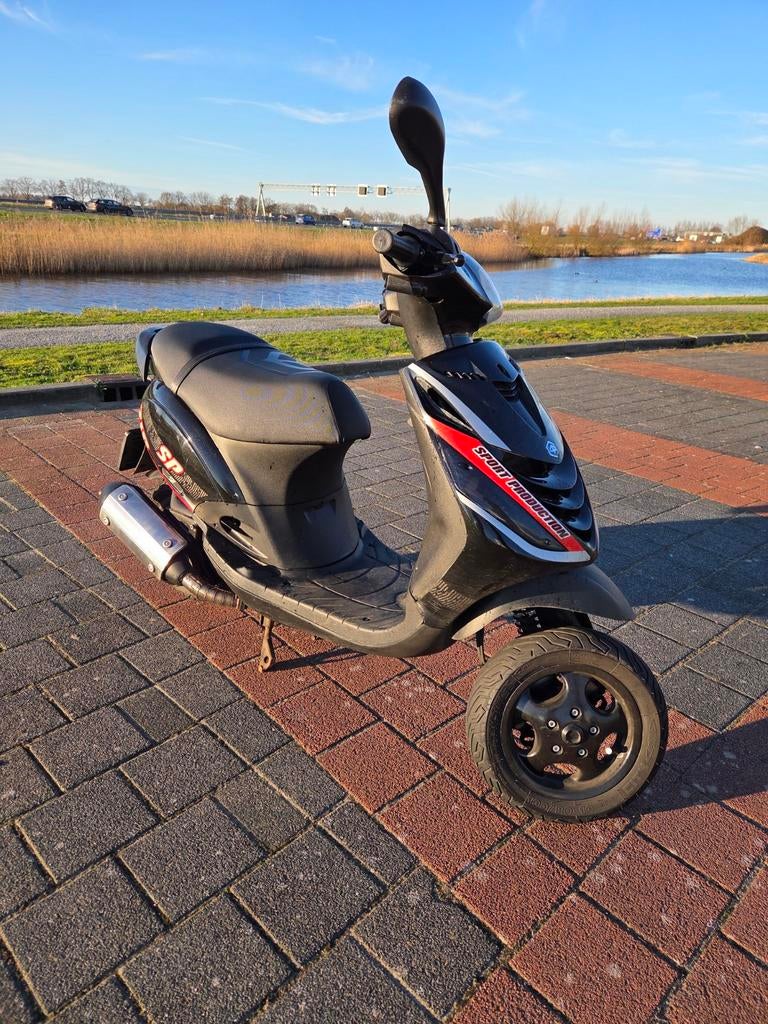 Piaggio zip 172cc a1 stage 3 AVDM LC, Fietsen en Brommers, Scooters | Piaggio, Ophalen, Tweetakt, Zip, Zo goed als nieuw
