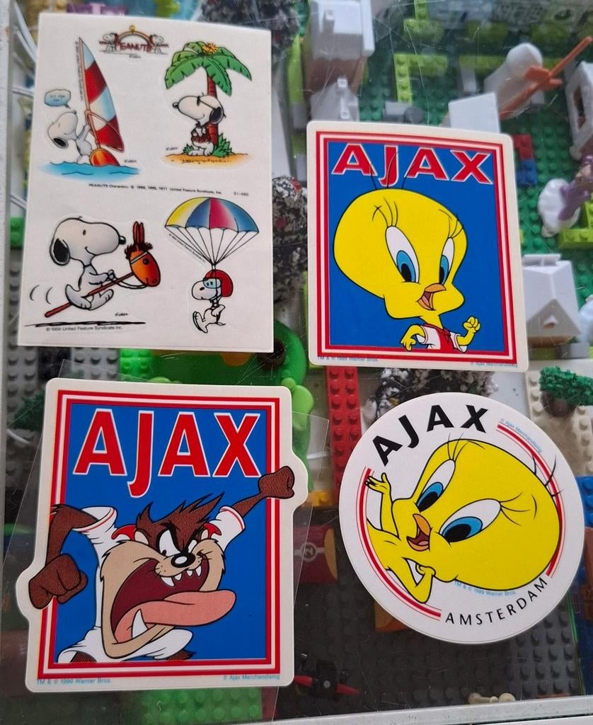Stickers AJAX Looney Tunes, Tweety en Taz, Ophalen of Verzenden, Nieuw, Meerdere stickers