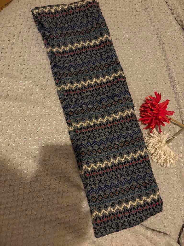 Gebreide sjaal/col met patroon, Verzenden, Gedragen, Sjaal