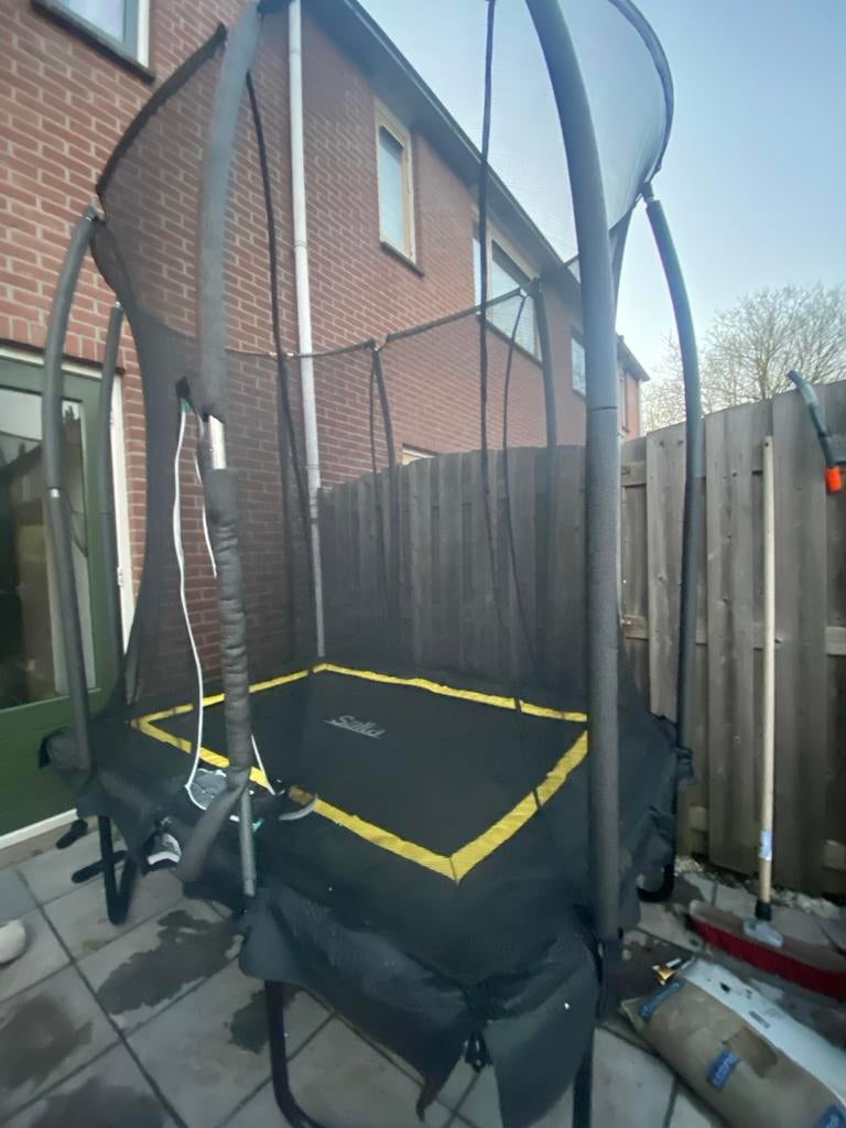 Salta trampoline met net, Ophalen of Verzenden, Zo goed als nieuw