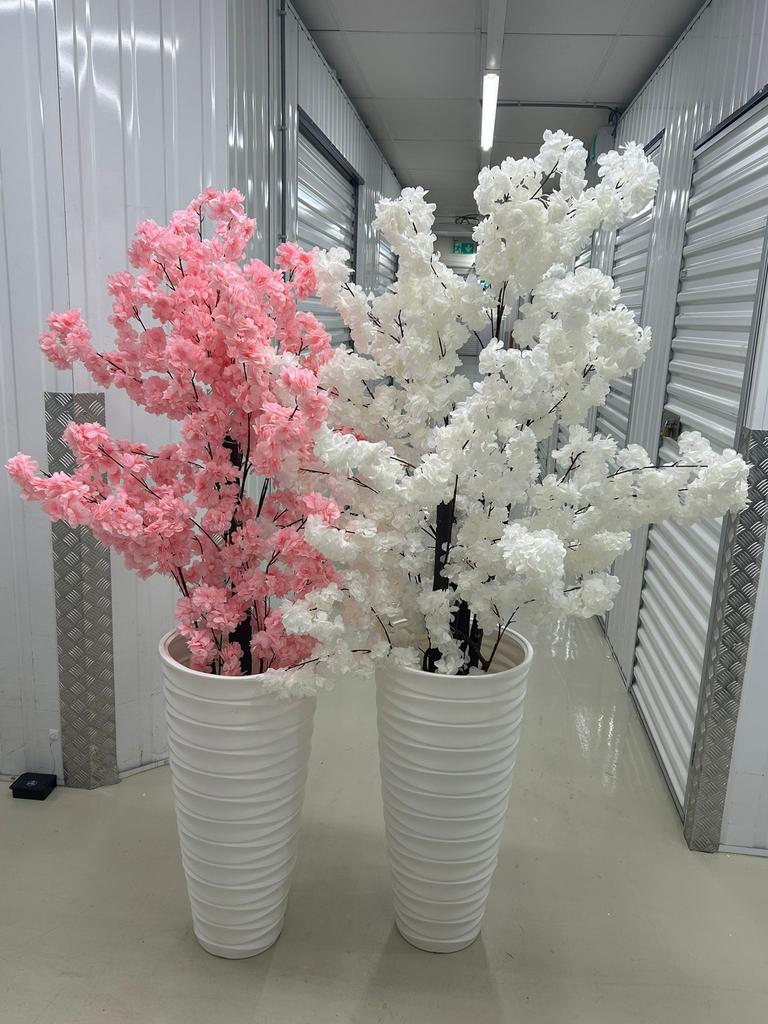 Kunstvazen met bloesem, Ophalen of Verzenden, Zo goed als nieuw