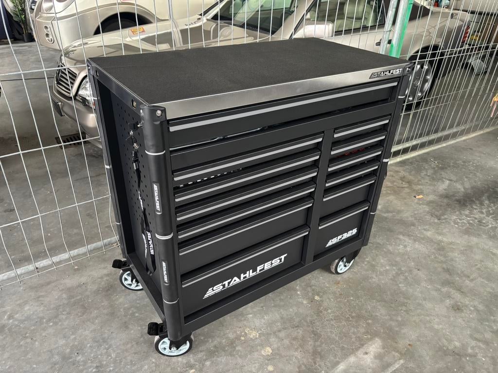 Stahlfest SF325 gereedschapskar gevuld nieuwprijs €7495, Ophalen, Zo goed als nieuw, Overige instrumenten