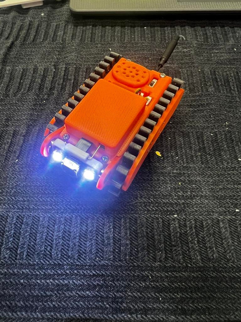 Mini rc rover project, Hobby en Vrije tijd, Modelbouw | Radiografisch | Auto's, Ophalen of Verzenden, Zo goed als nieuw