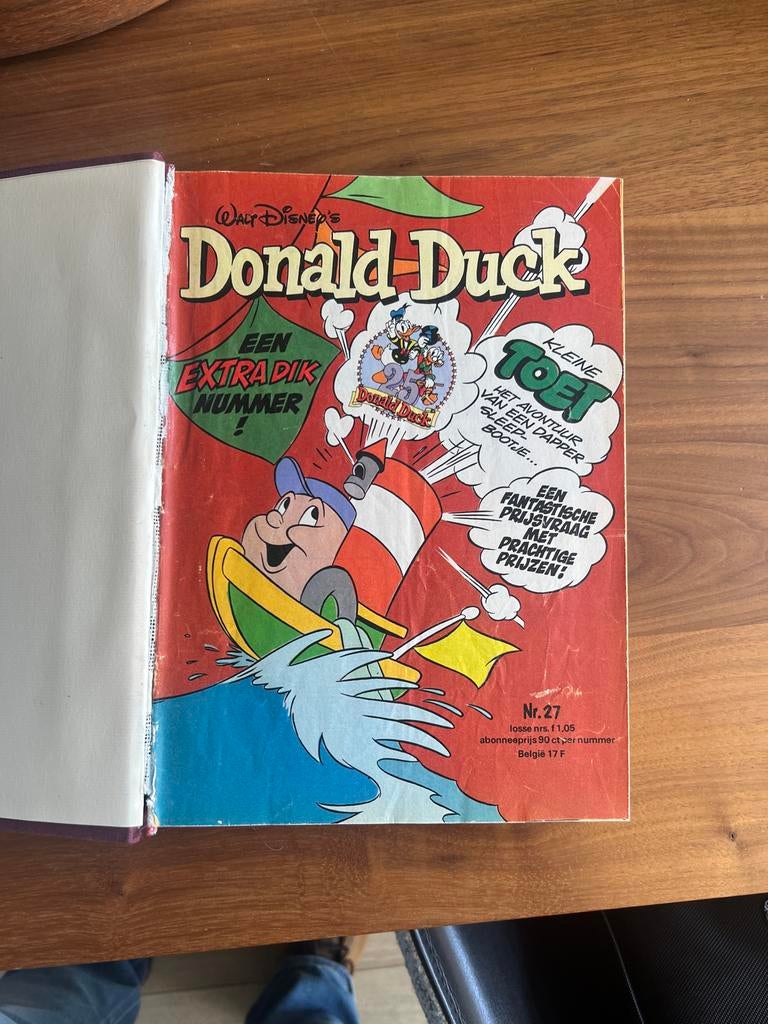 Donald Duck weekbladen jaargang 1977 ingebonden, Boeken, Stripboeken, Meerdere stripboeken, Ophalen, Gelezen