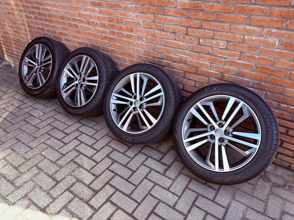 Audi Q5 5x112 Origineel 20 inch 255/45R20 (2017-) Nieuwstaat, Ophalen, Audi, Gebruikt, 255 mm
