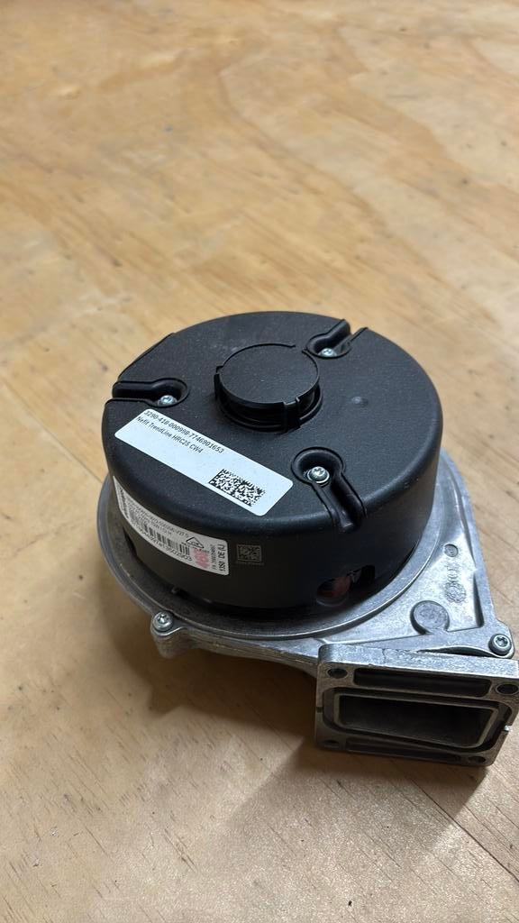 Nefit trendline ventilator, Ophalen of Verzenden, Minder dan 60 cm, Cv-ketel of Combi-ketel, Minder dan 30 cm