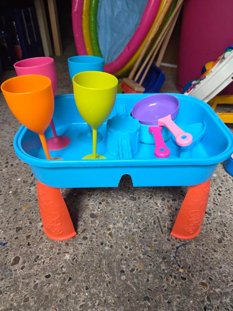 Mini watertafel, Ophalen