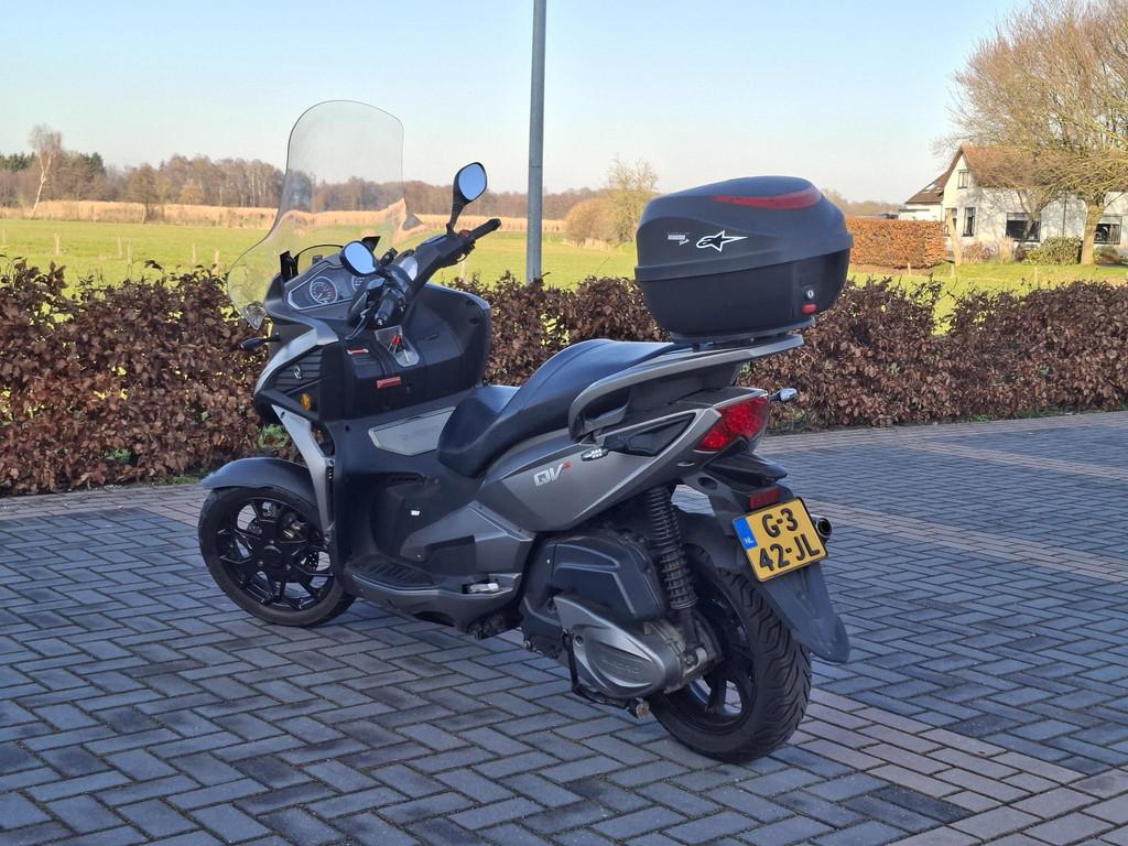 Quadro QV3 | Hoog windscherm | Topkoffer | Veel opties!, Motoren, Scooter, Jules Verneweg 7
5015 BD  Tilburg, NL, Quadro, Qooder Nederland