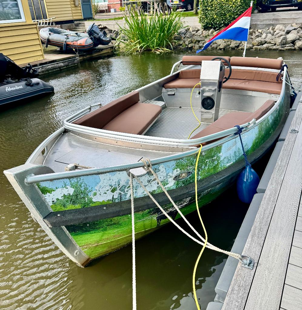 Onderhoudsarme, mooie aluminium E-sloep Van Vossen 550, Watersport en Boten, Sloepen, Ophalen, Gebruikt, Tot 10 pk, Binnenboordmotor